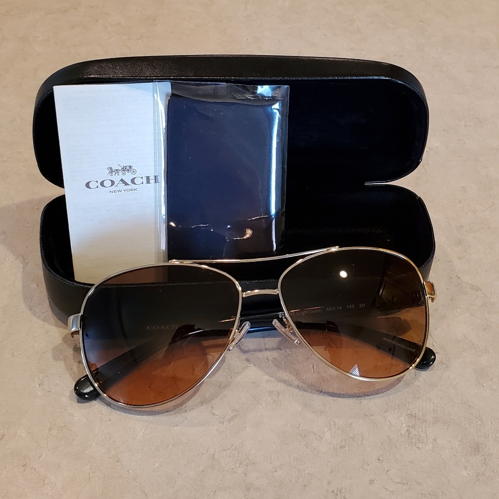 Please see COPY Listing - Picture 4 of 16